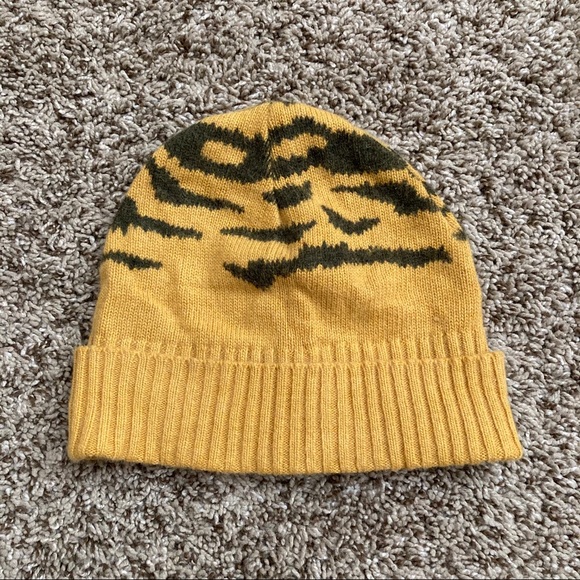 Cotton On beanie
